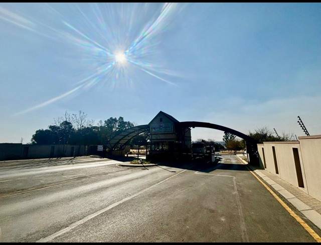 LAND FOR SALE IN HERON BANKS GOLF ESTATE